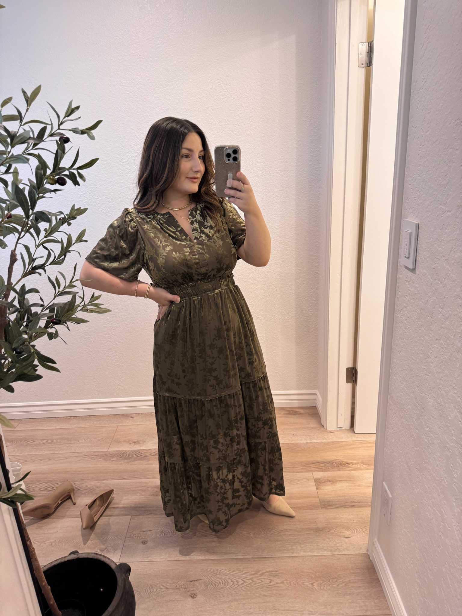 Love this dress for holiday family photos, Thanksgiving, baby shower and so much more!!
Code: mimipluswill15 for 15% off

It’s also petite friendly! I’m only 5 foot wearing a size small 

#LTKHoliday #LTKSeasonal #LTKParties
