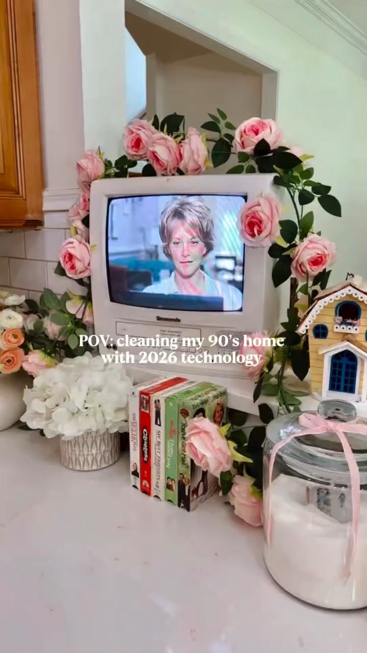 Cleaning my 90s home with 2026 technology!

#LTKHome
