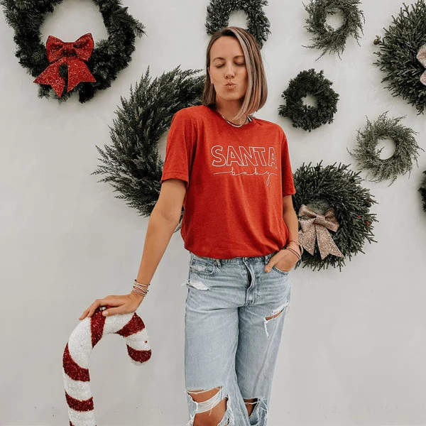 Santa Baby Tee | Mountain Moverz