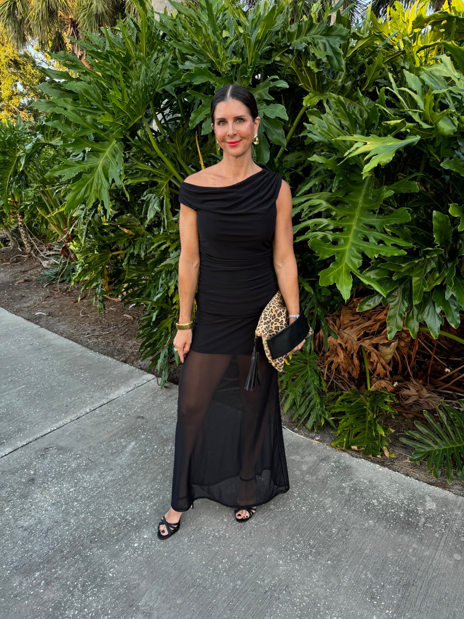 Size small dress 

#LTKParties #LTKFindsUnder50 #LTKStyleTip