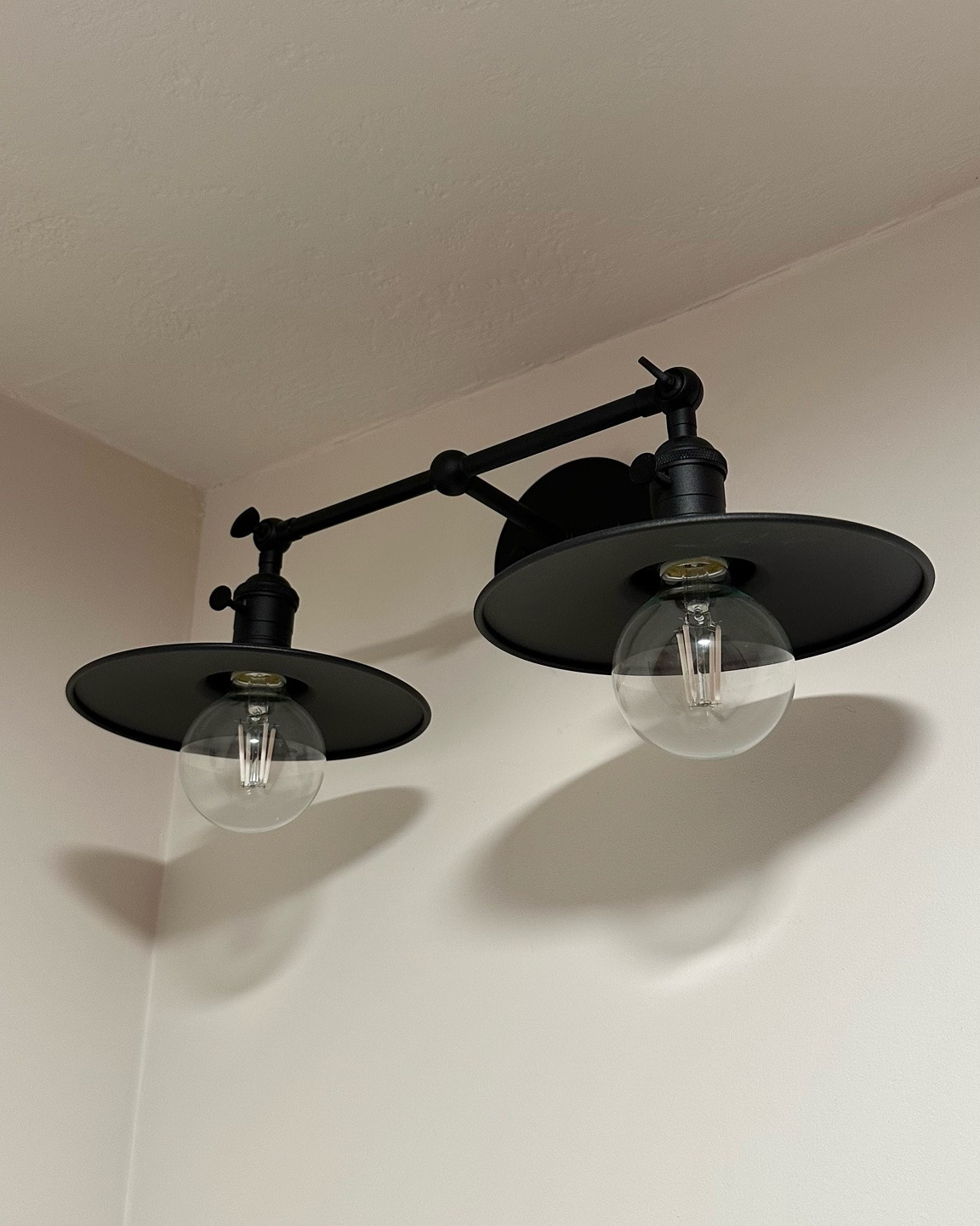 Designer look for less bathroom vanity light fixture paired with my go-to oversized light bulbs.

Interior design, bathroom remodel, bathroom design, bathroom inspiration, cabin, airbnb

#LTKHome