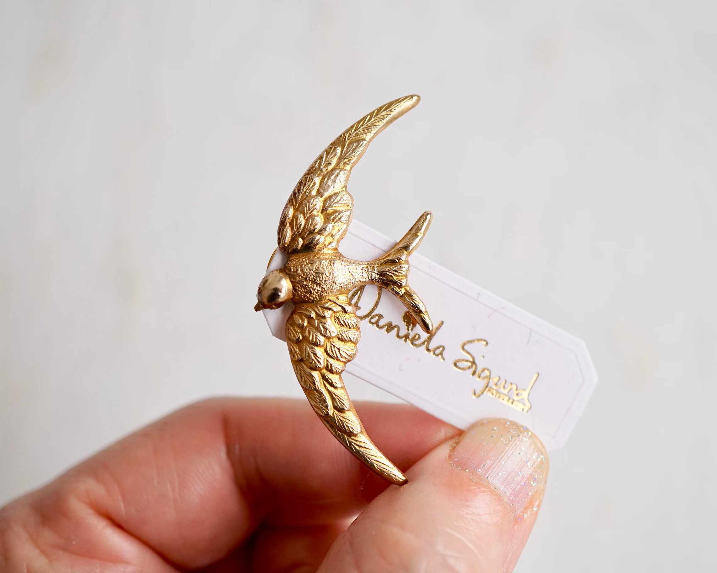 Swallow bird lapel pin | Etsy (Global)