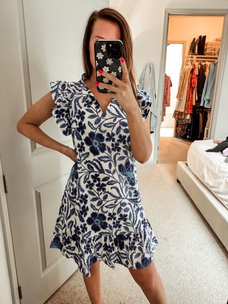 Blue and white dress // spring // summer // dresses // under $50 // boutique shopping // ootd // concert outfit // Amazon finds // what to buy on Amazon 

#LTKStyleTip #LTKFindsUnder50 #LTKWorkwear