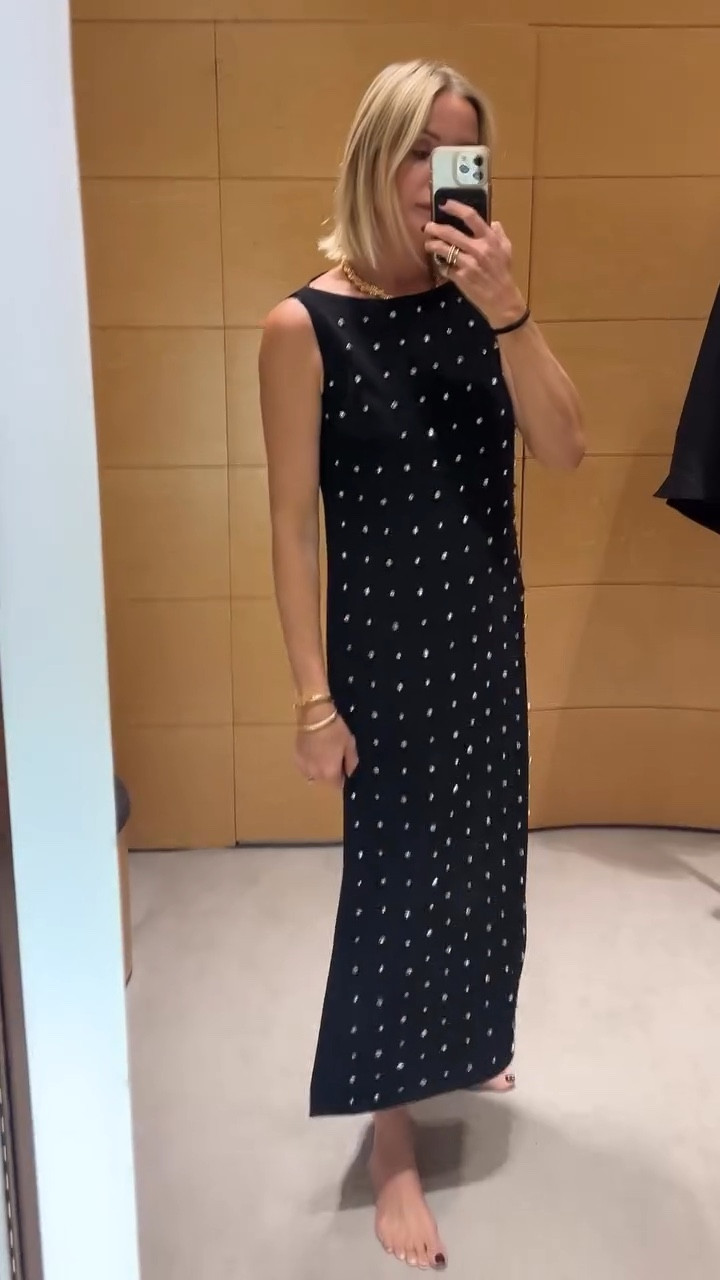 elp me pick an akris  look (1-3) to wear for a panel discussion with  holt renfrew x AKRIS

#LTKHoliday #LTKSeasonal #LTKParties