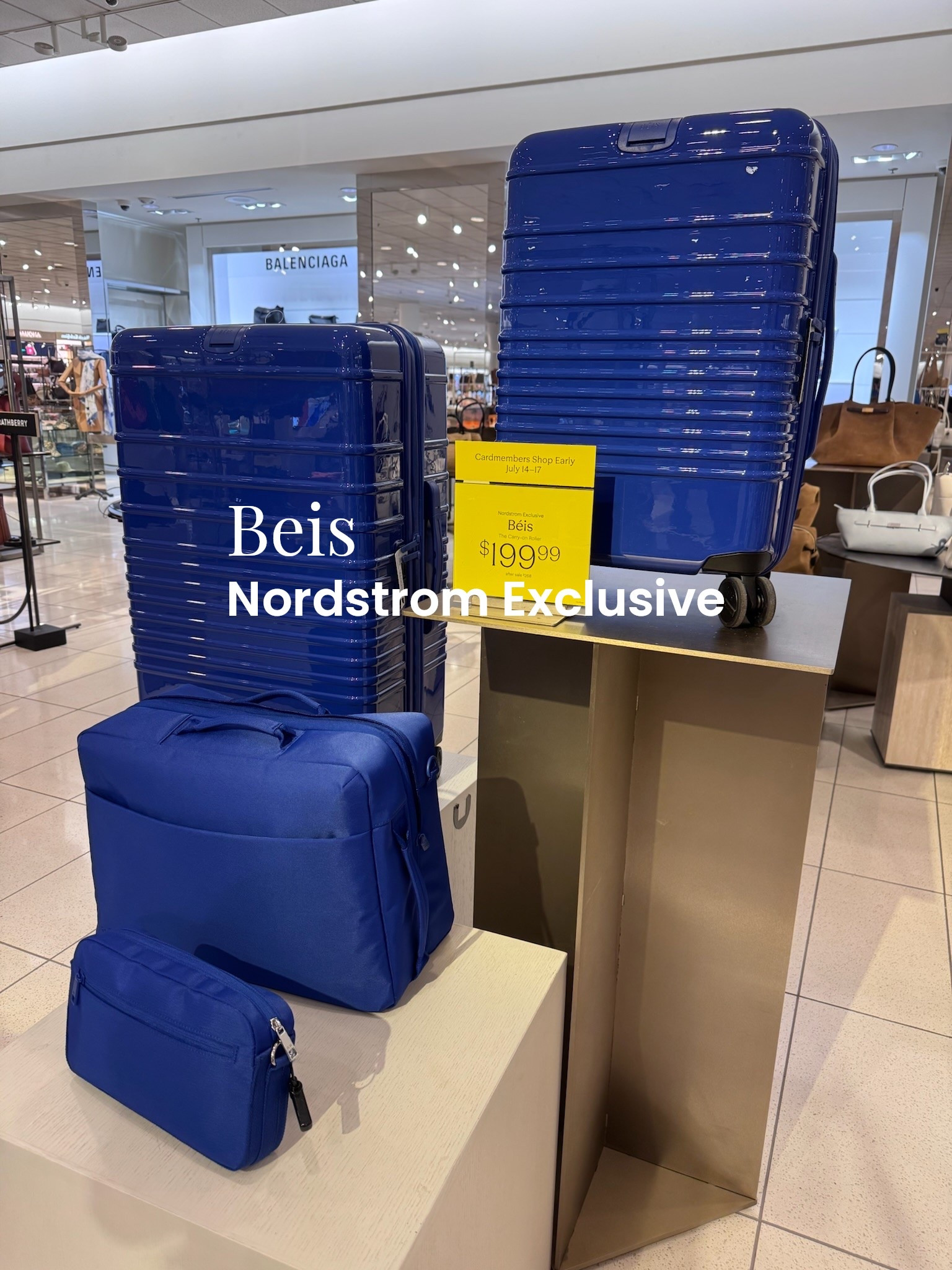 My jaw dropped when I saw this color 💙🦋🌀🫐

#LTKmomlife #LTKTravel #LTKSaleAlert