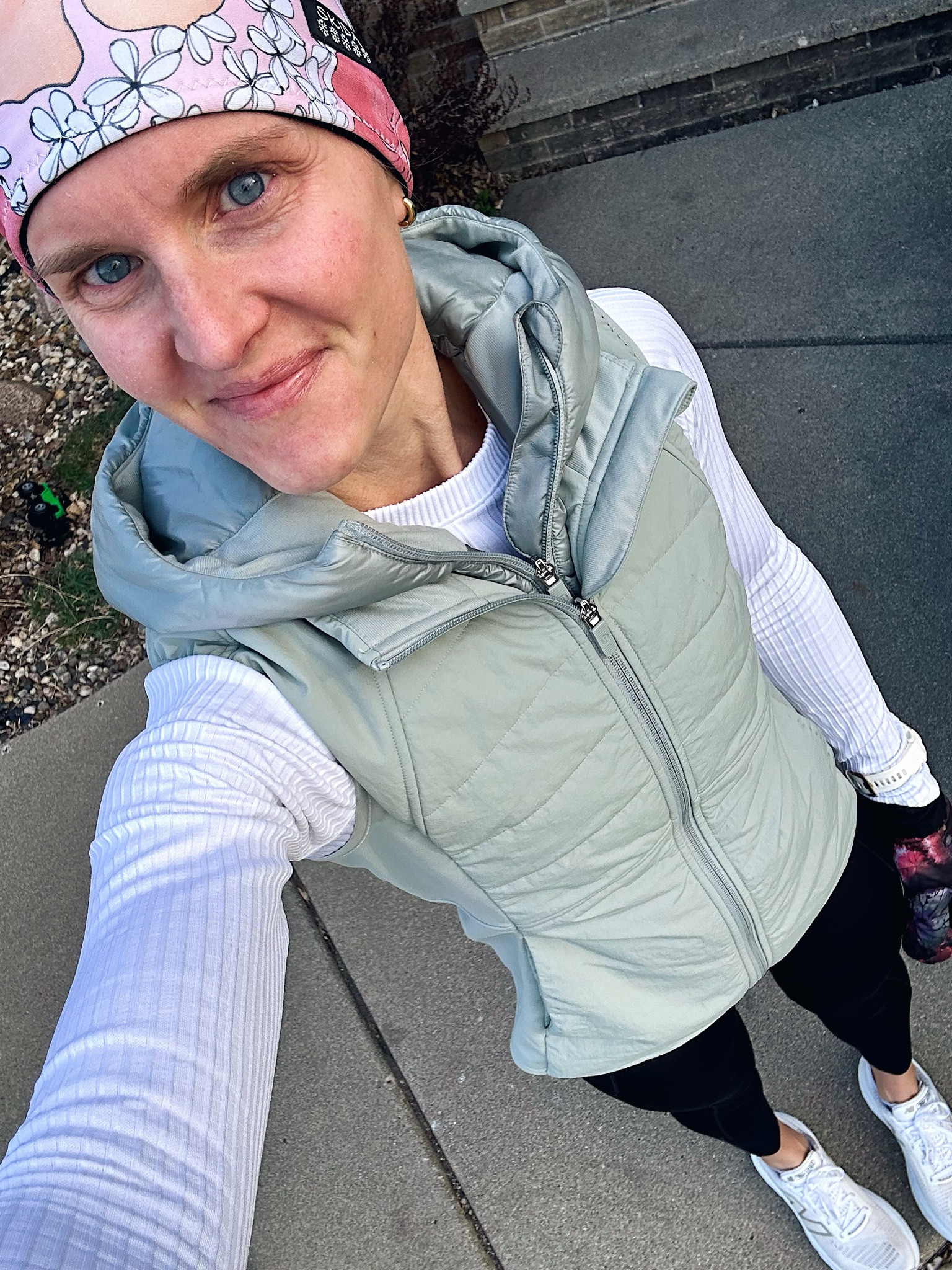 obsessed with this vest + warmer long sleeve combo for temps in the low 30s (F) - wearing a 4 in everything 


#LTKSeasonal #LTKActive #LTKOver40