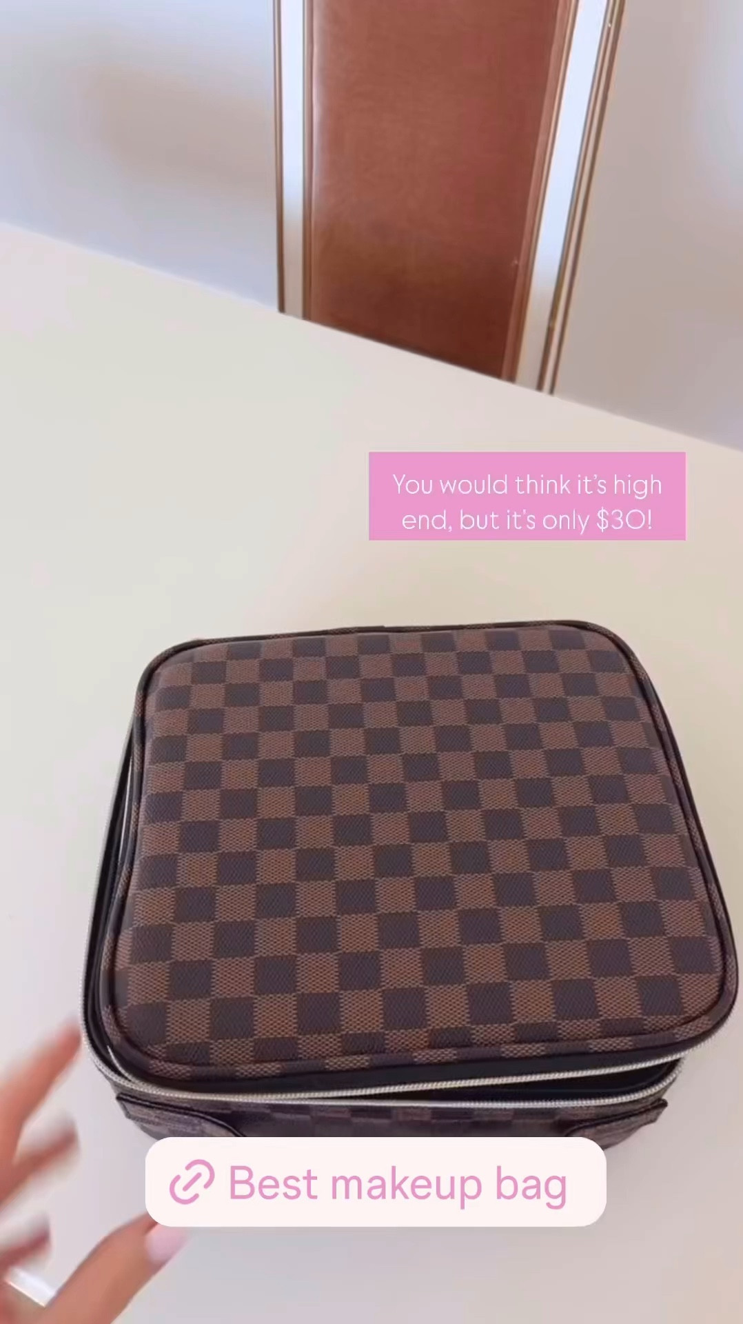 The best makeup bag! It looks expensive but it’s less than $30✨

#LTKWatchNow #LTKOver40 #LTKBeauty