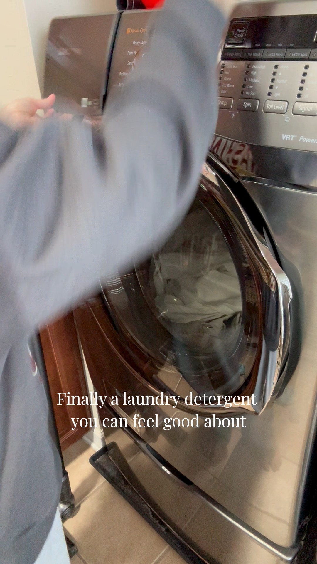 Finally a laundry detergent that actually cleans and is free of all the bad chemicals. 