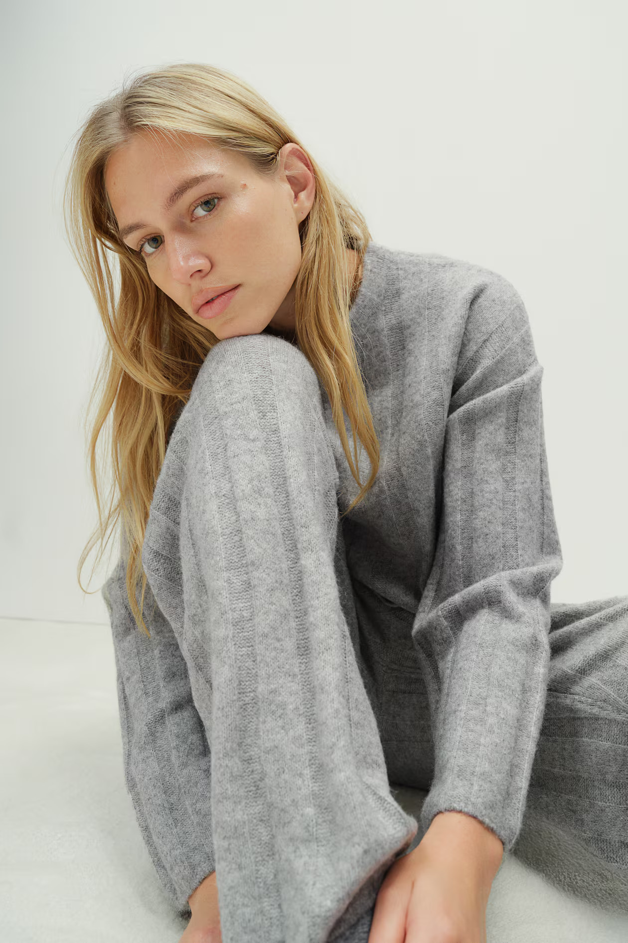 Wool-Blend Rib-Knit Pants | H&M (US + CA)