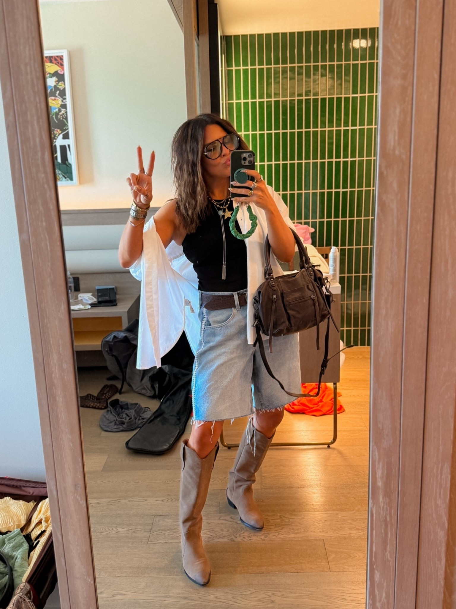 Daytime Nashville outfit 
Tank: xl
White button up: XL
SHORTS: true to size 
Boots: true to size

#LTKdayinmylife #LTKootd #LTKMidsize