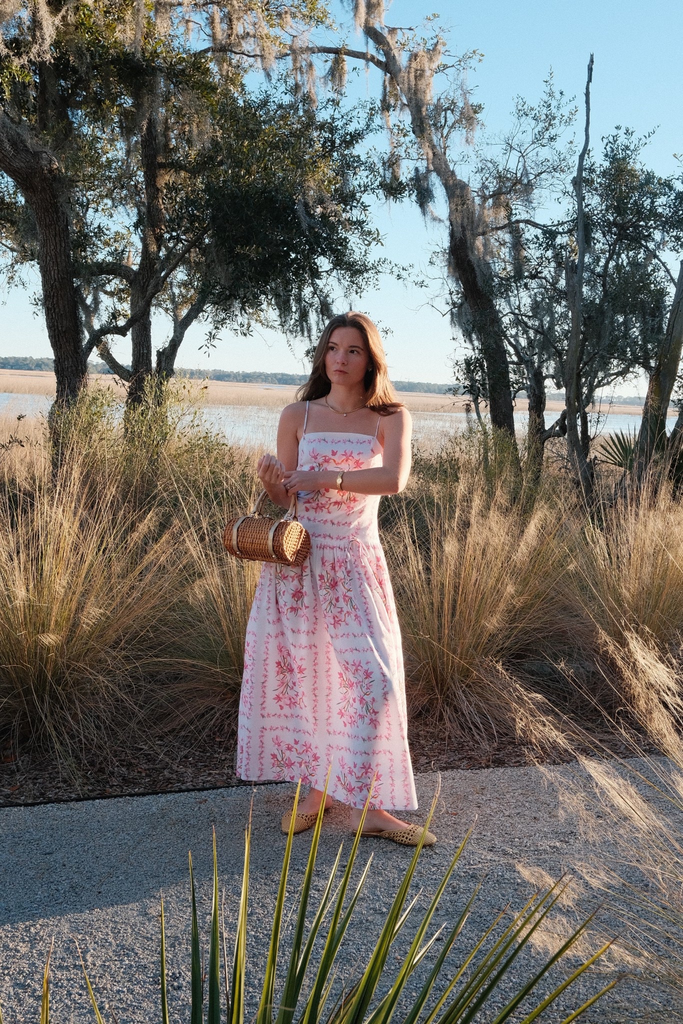 Would size down if in between sizes. I’m wearing my usual (xs), and am 5’2”. 