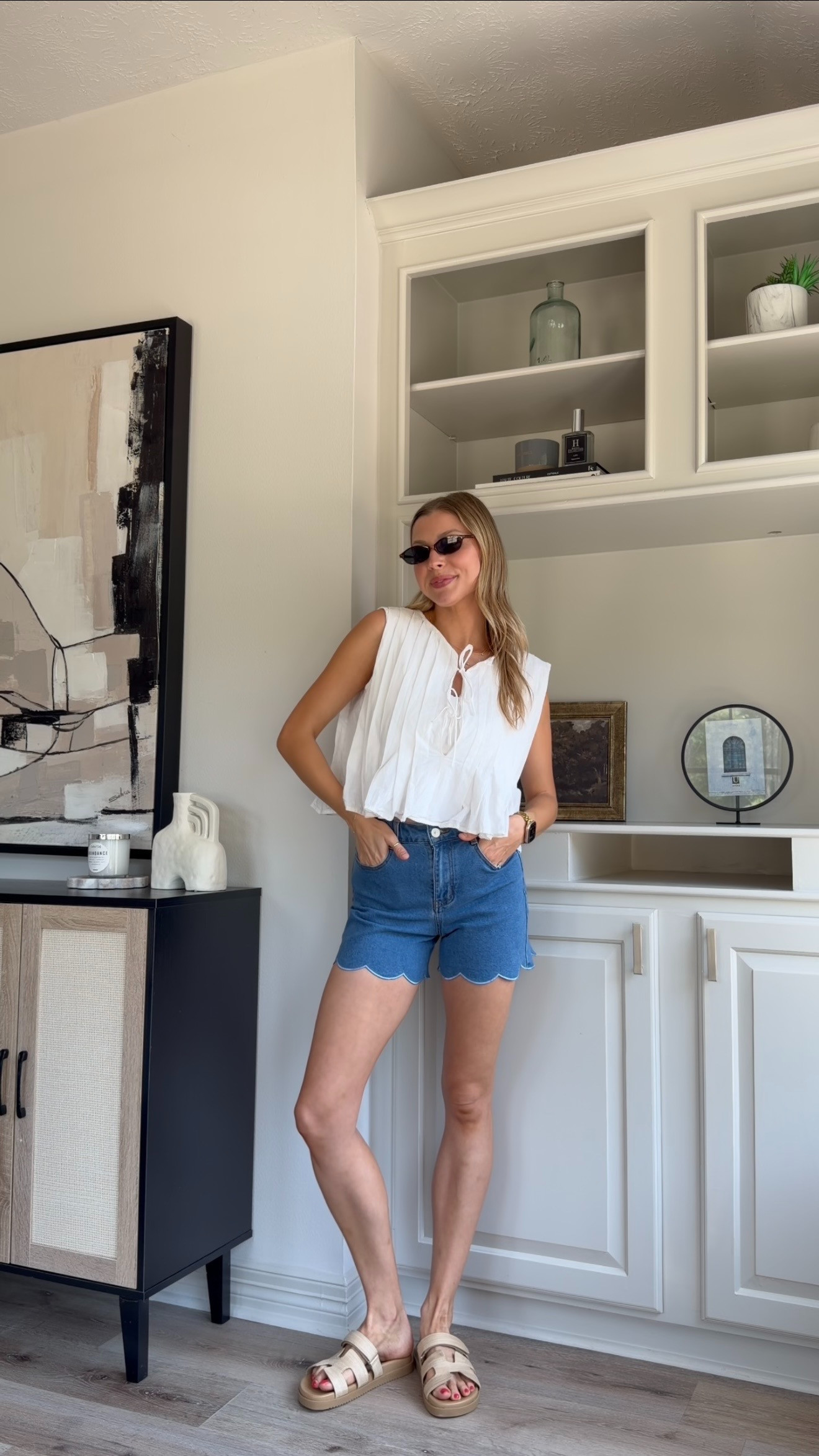 Cute summer outfit! Size S in top + 2 in denim shorts  

 