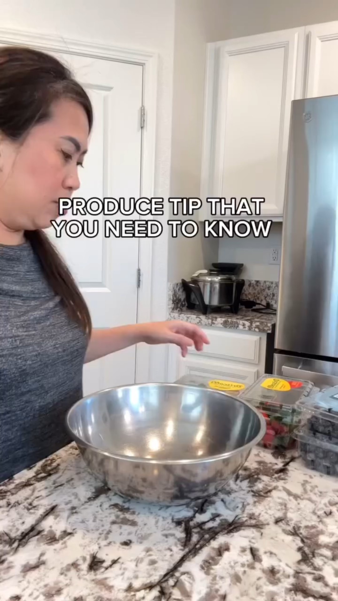 Produce tip you need to know 🍓🫐

•

Follow me @simplypetiteray for more mom tips 😍

•

#momhacks #momsofinsta #easyhack #foodhacks
#budgetingtips

#LTKdayinmylife #LTKmomlife