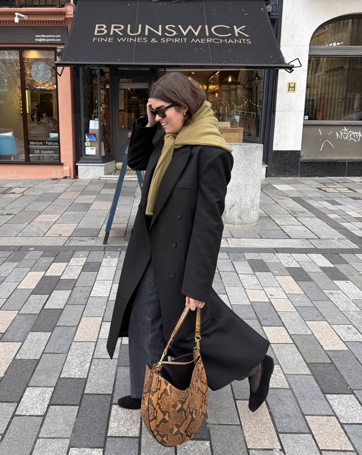 2025 in outfits. All black wool coat and denim look, with a pop of green and my vintage Celine Hobo snake print bag, similar linked below 

 #LTKwinter #LTKstyletip