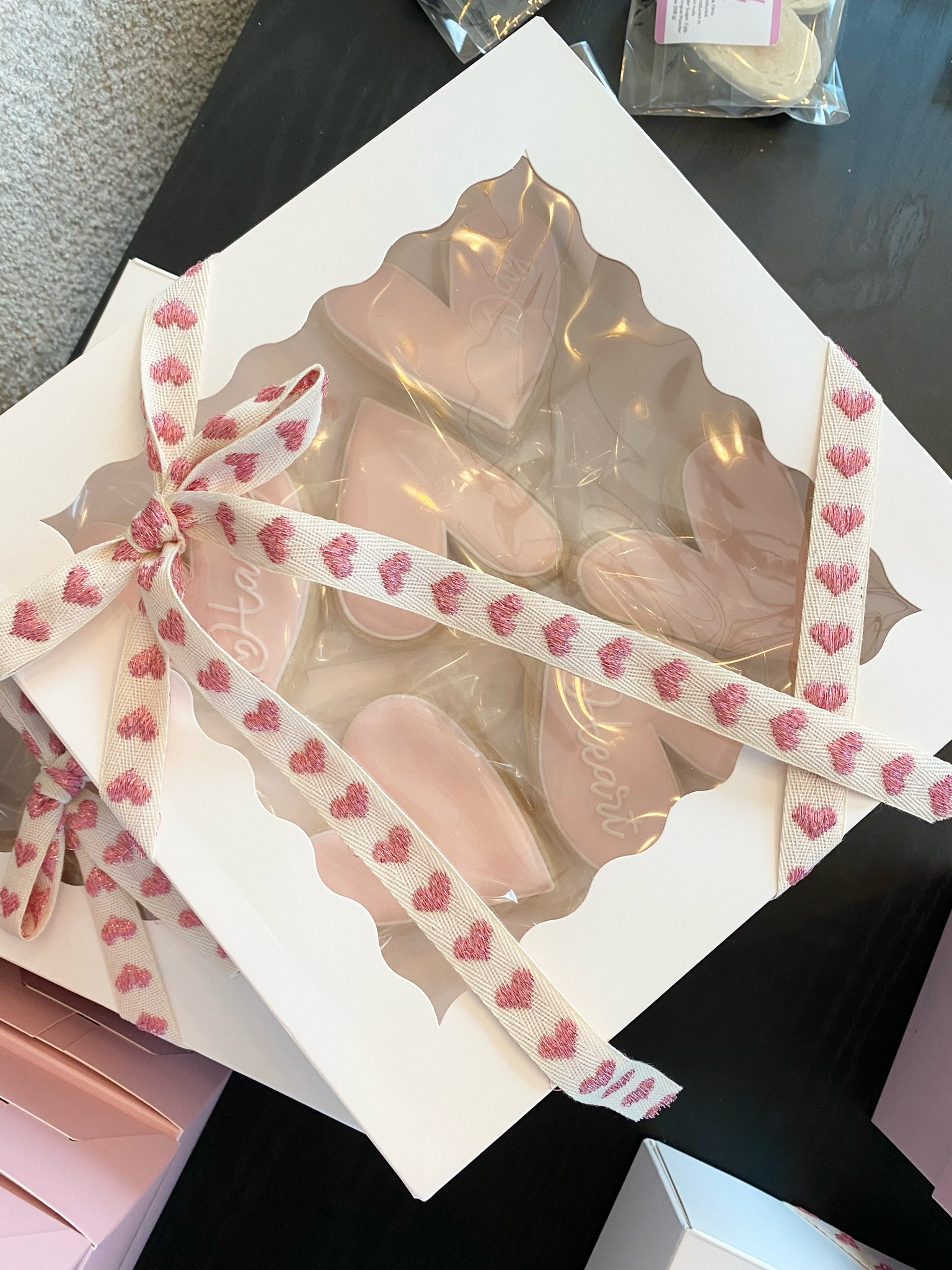 Valentines Day heart ribbon 🤌🏼 

#valentinesday
#gift
#wrapping
#heart
#pink

#LTKSeasonal #LTKGiftGuide #LTKWedding
