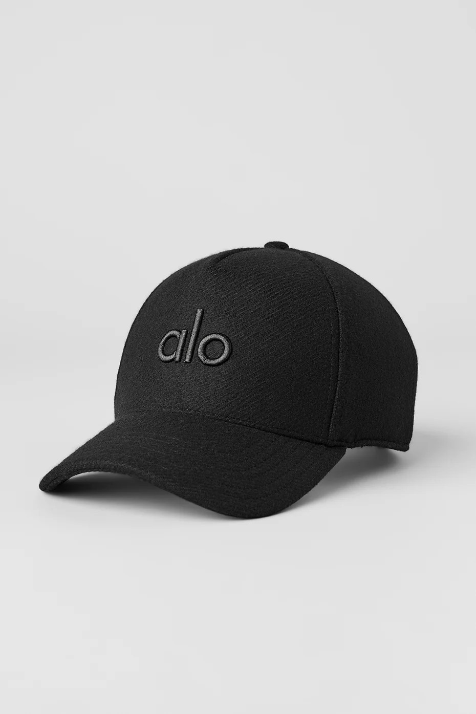 ALO | Wool District Trucker Hat in Black | Alo Yoga (US)