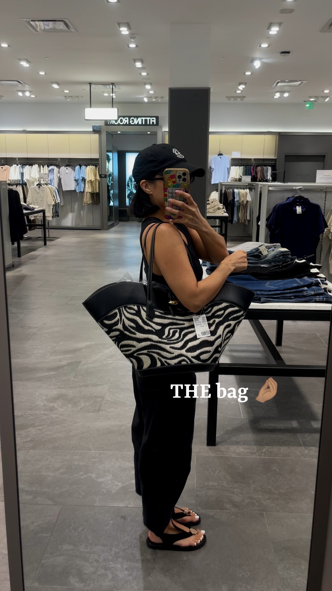 Obsessed and under $50!! Looks like this bag already sold out online 😩. Check your local H&M for stock. They had a few in-store when I dropped in last week.

#LTKFindsUnder50 #LTKItBag #LTKFindsUnder100