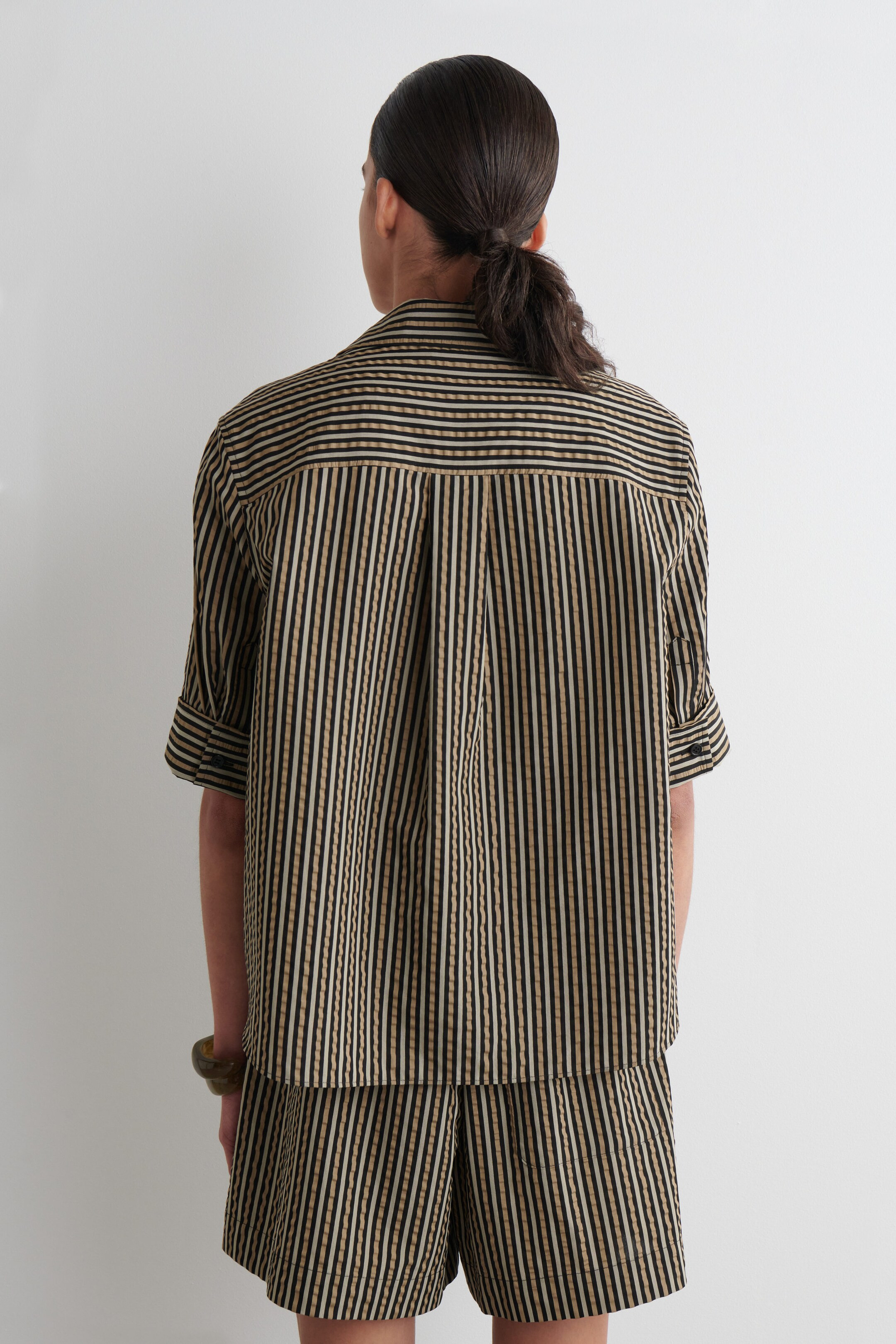 STRIPED SEERSUCKER SHIRT - BROWN / BLACK / STRIPED | COS UK
