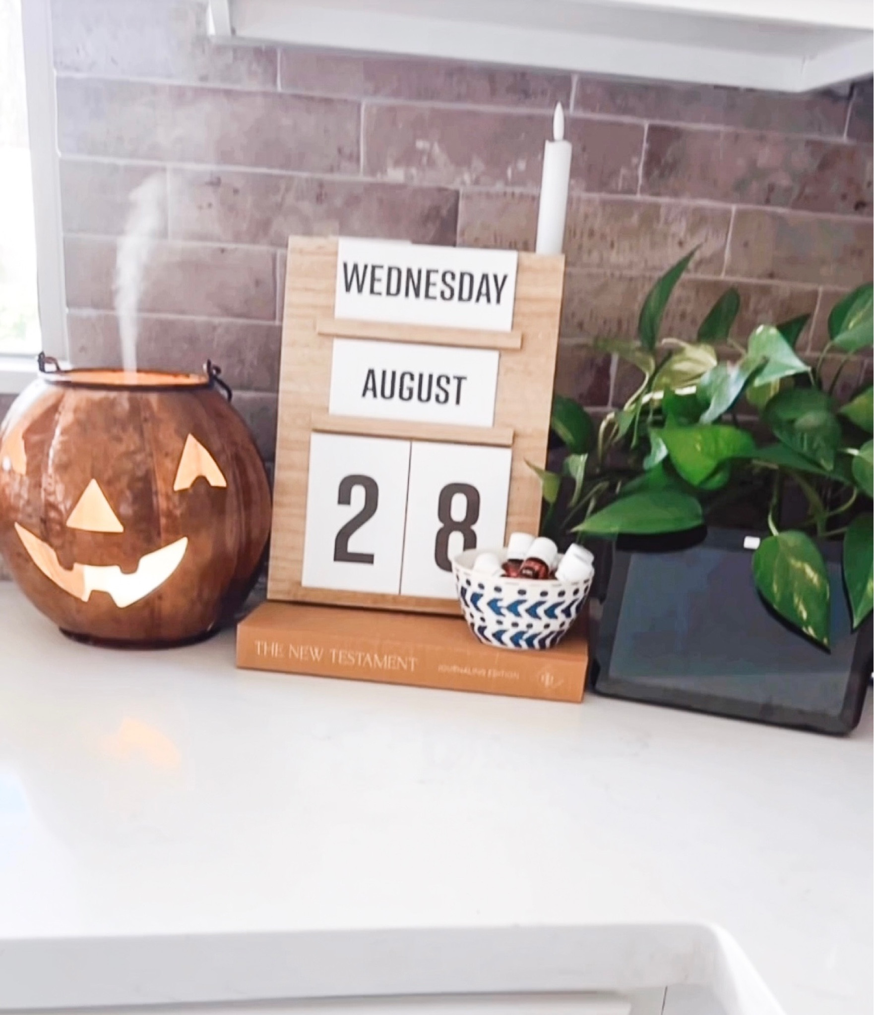 festive pumpkin 

#LTKHome #LTKSeasonal #LTKFindsUnder50