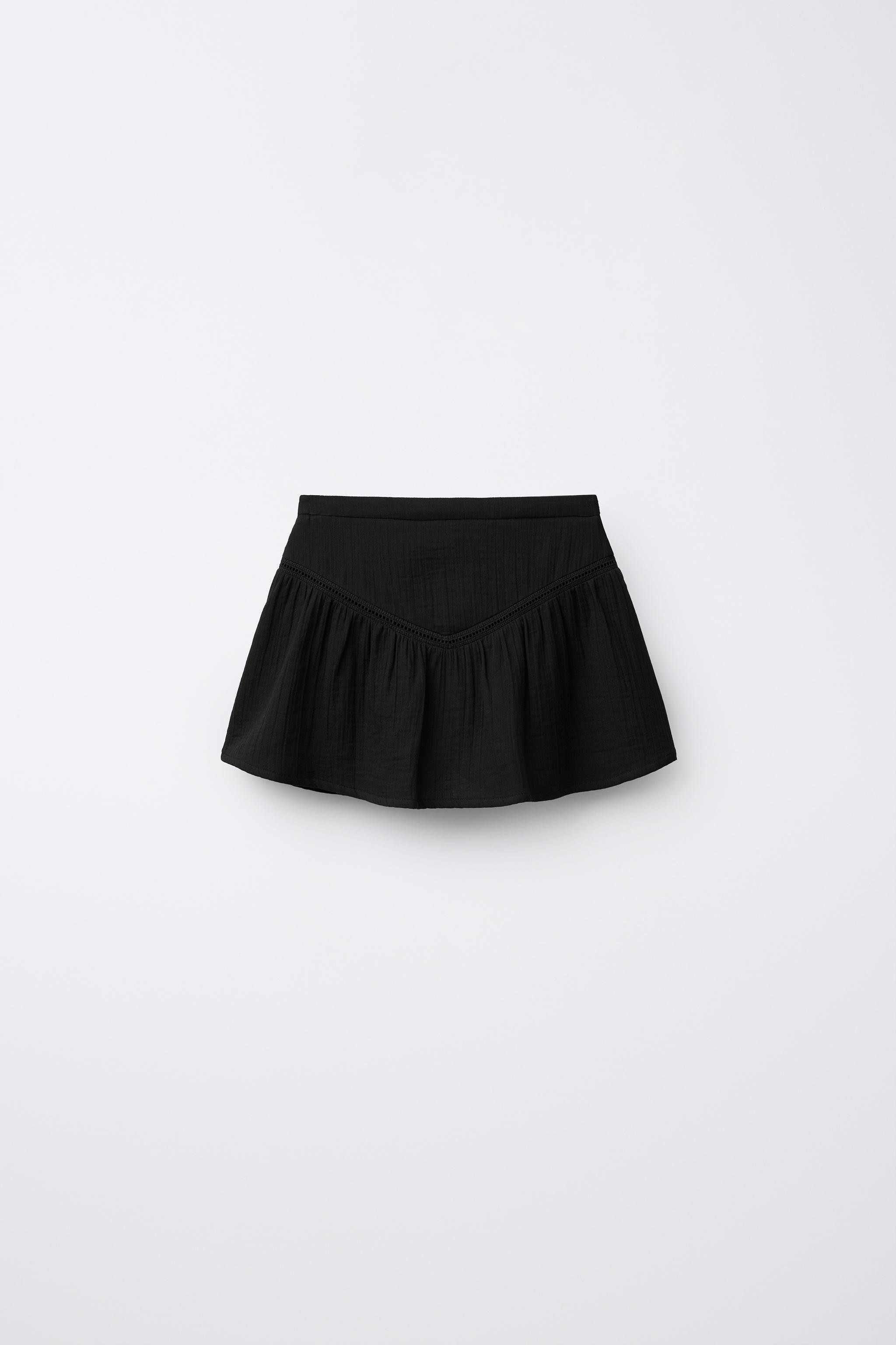 Skirt with concealed side zipper closure. Entre Deux detail and matching lining. | Zara US