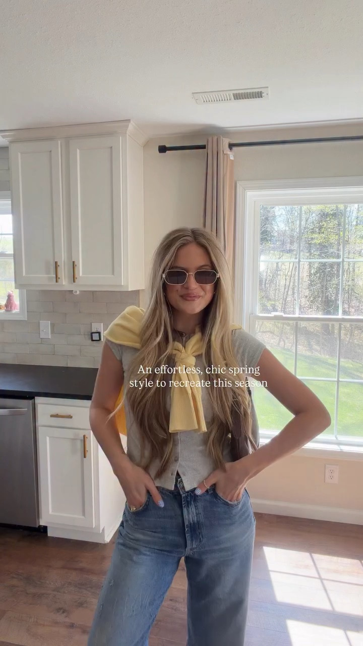 A chic spring look that goes right into summer 🙌🏼👖

Always loving an easy to style look! Comment FIT to shop!

#outfitinspo #styleinspo #ootd #ltkstyletip #springstyle