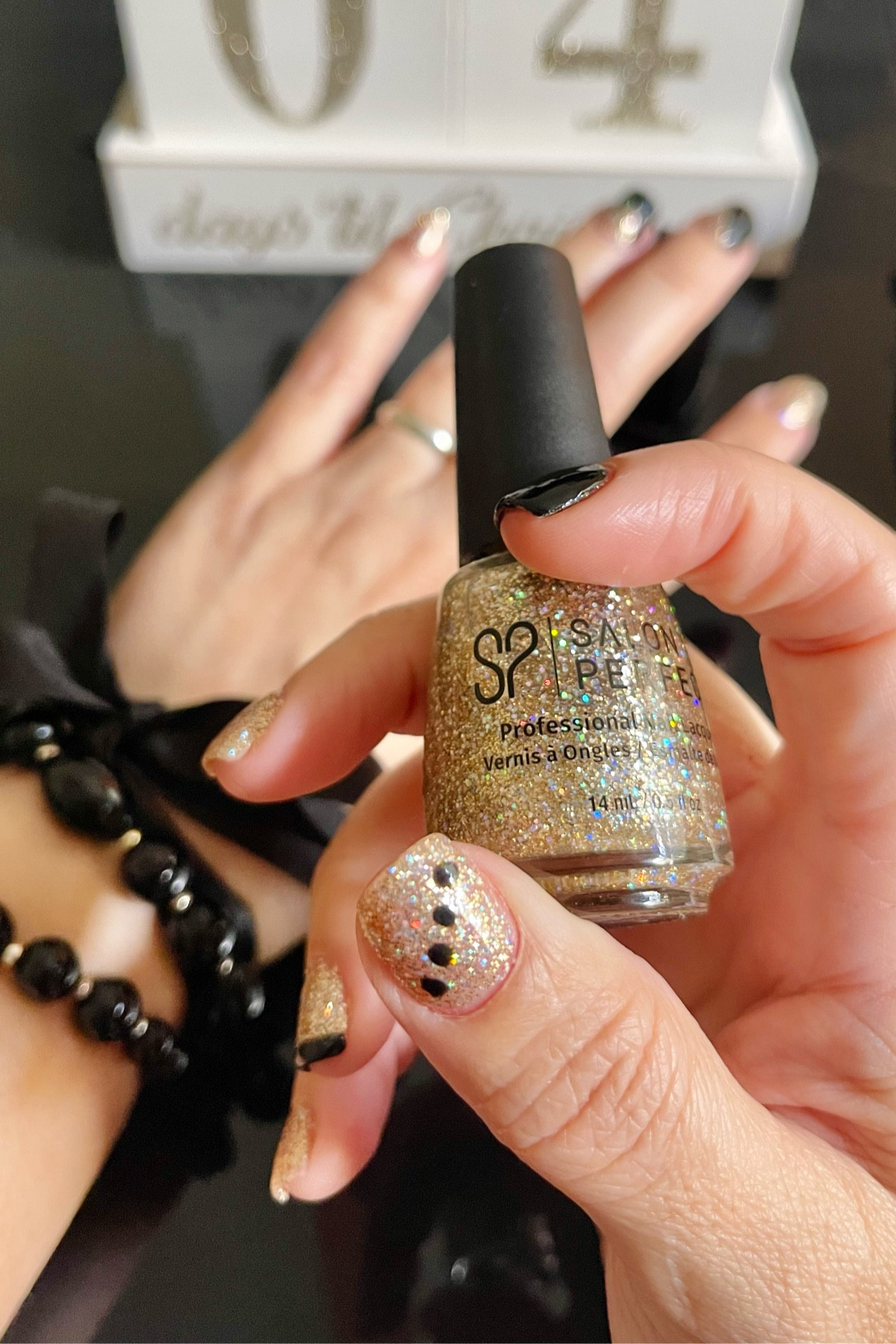 Nail Polish in All that Glitter by Salon Perfect ✨

#LTKFind #LTKunder50 #LTKbeauty