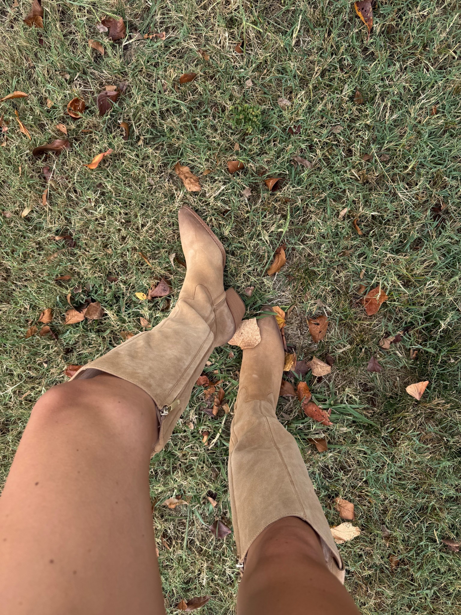 the perfect fall boots 🍂 they run true to size! 

#LTKStyleTip #LTKShoeCrush #LTKFallSale