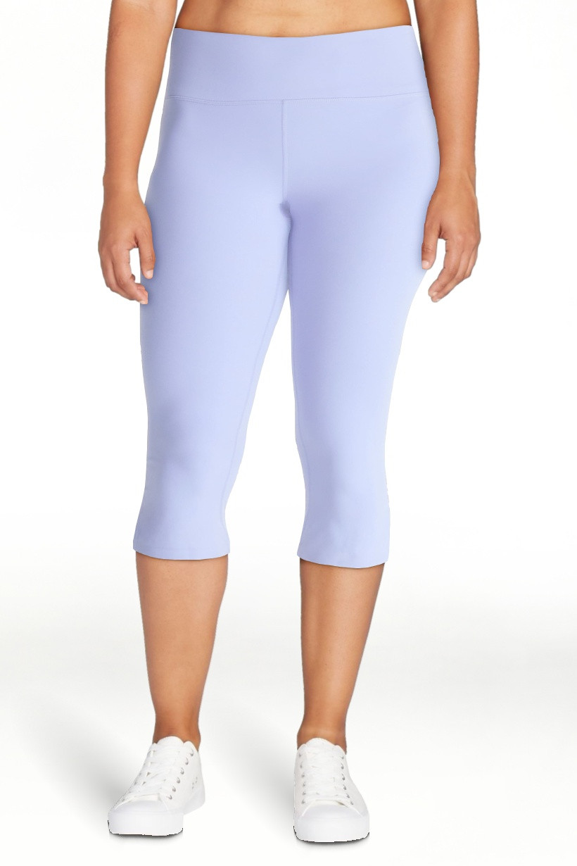 Avia Women's and Women's Plus SoftSculpt Capri Leggings, 16.5" Inseam, Sizes XS-4X | Walmart (US)