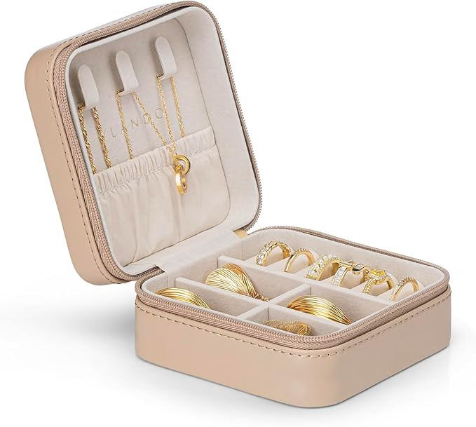 VLANDO Small Travel Jewelry Box Organizer Display Case for Girls Women Gift Rings Earrings Neckla... | Amazon (US)
