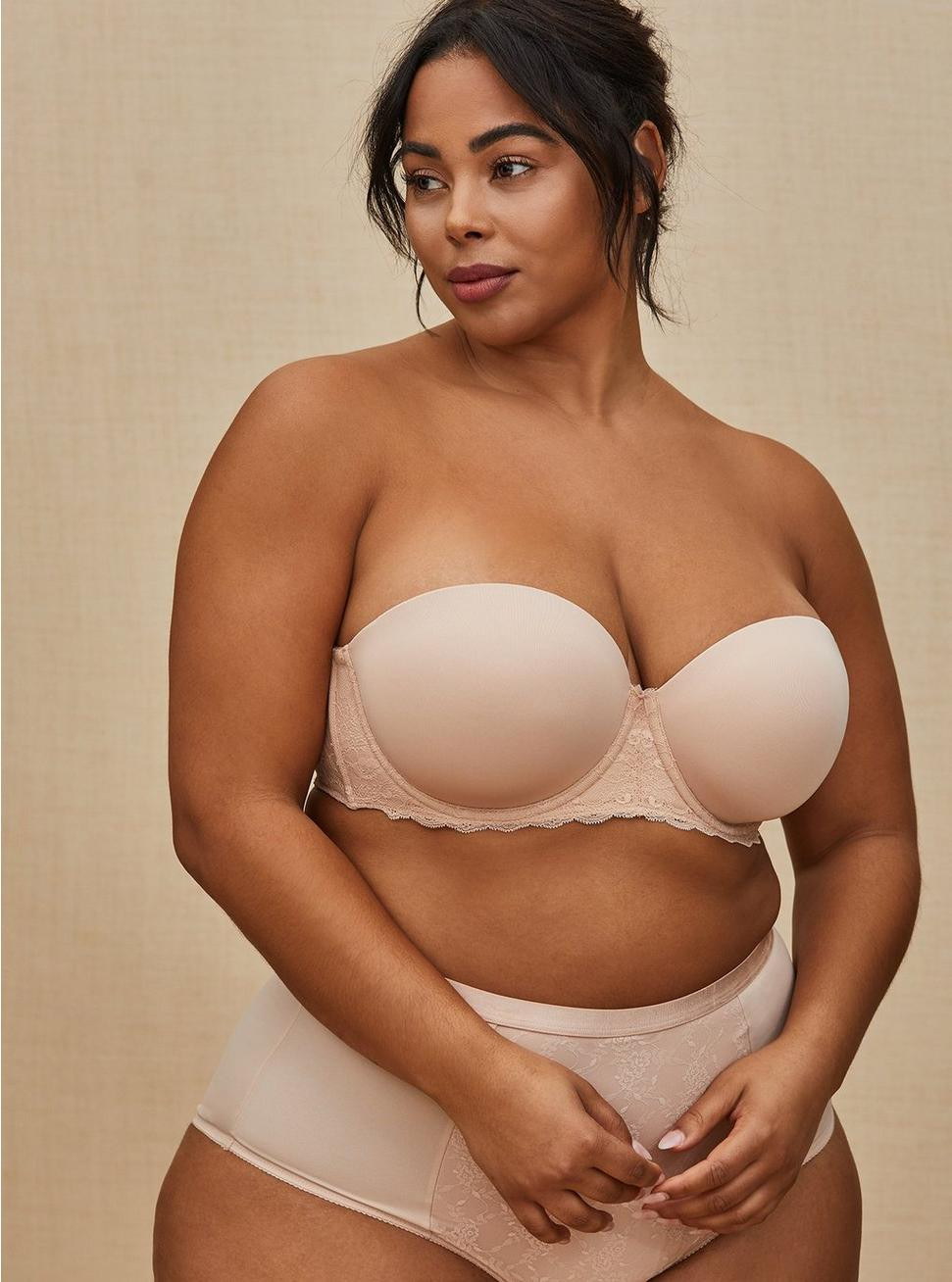 Strapless Lightly Lined Smooth Straight Back Bra | Torrid (US & Canada)
