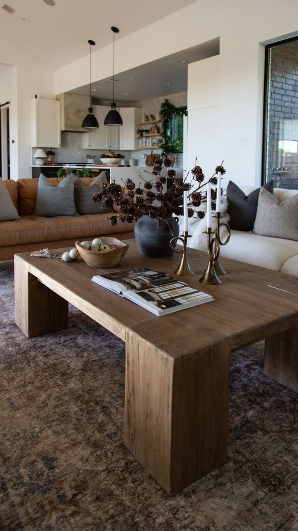 This space feels calm, collected, and a little bit festive in the best way.