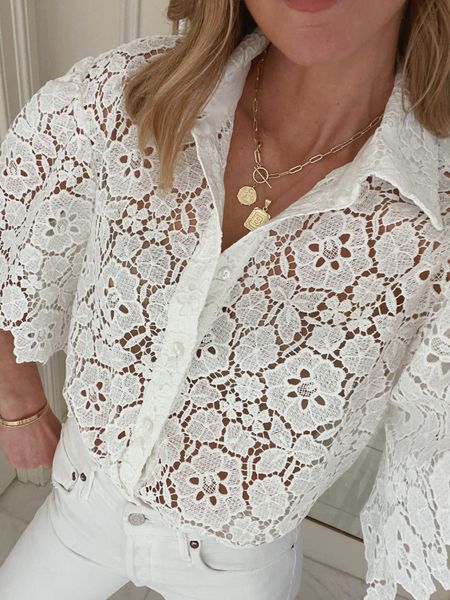 Prettiest blouse for spring and summer. Wearing size small