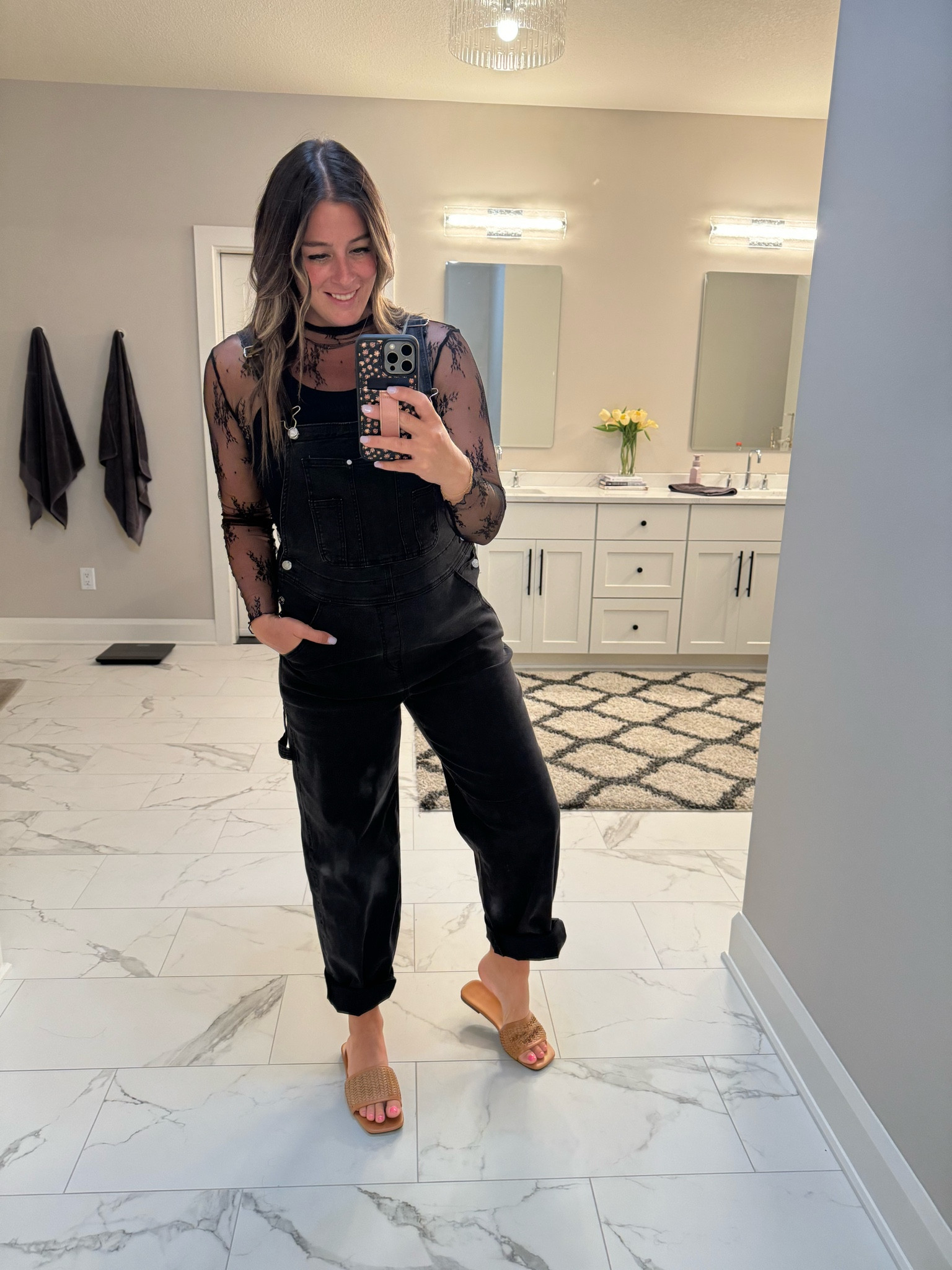 Fall style // non maternity bump friendly outfits 

#LTKBump #LTKFindsUnder50 #LTKStyleTip