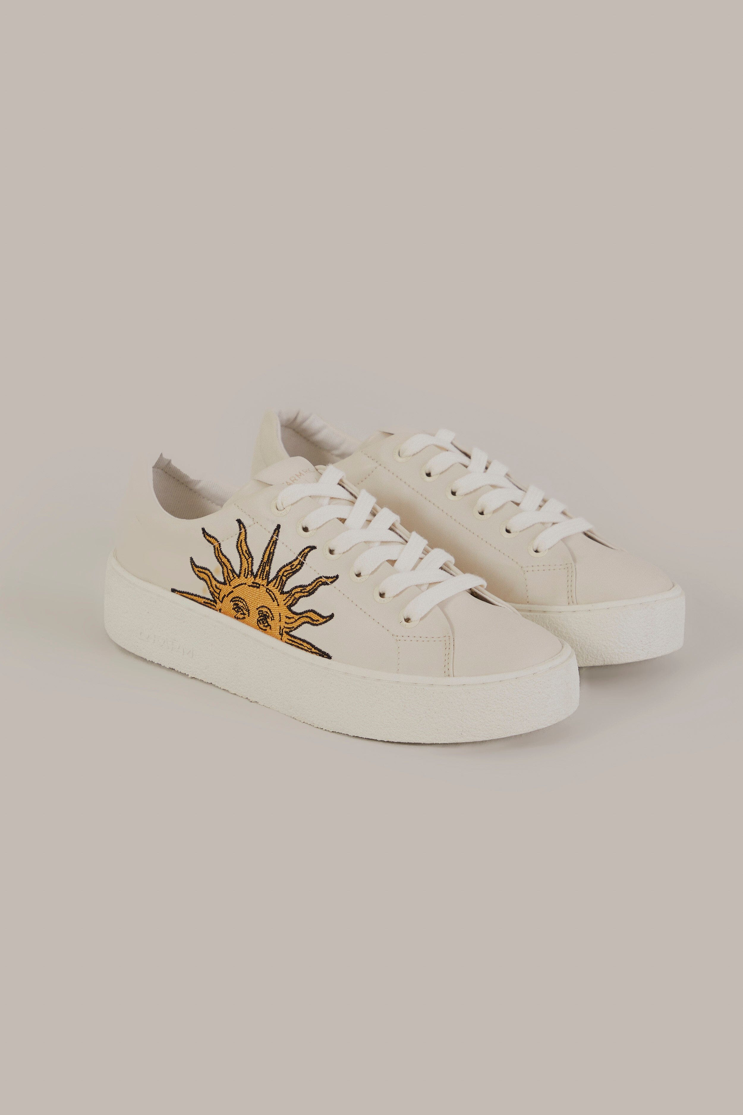 Off-White Flatform Sneaker | FarmRio (US)