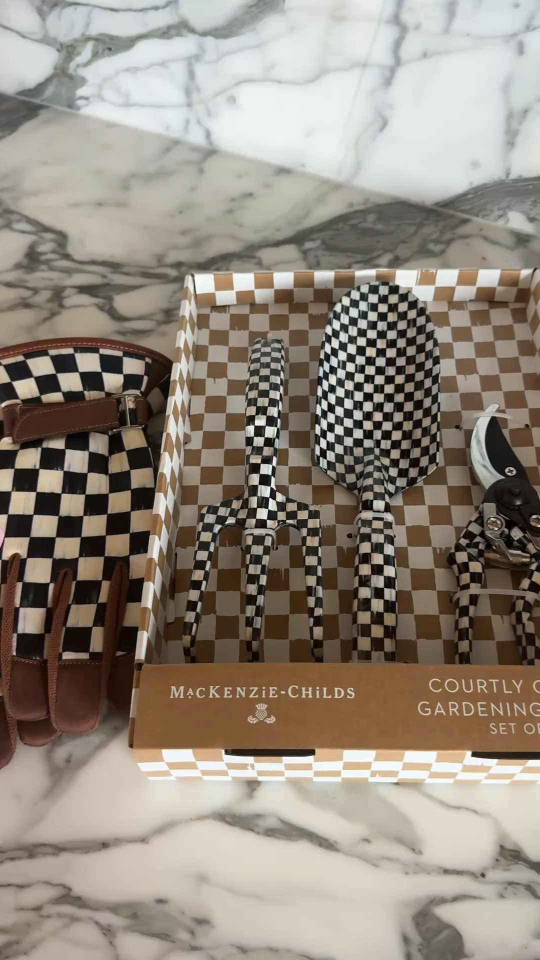 For the gardening addict! This is also such a great gift! Hurry it’s on clearance and won’t be available for long!!

#LTKmomlife #LTKSeasonal #LTKselfcare