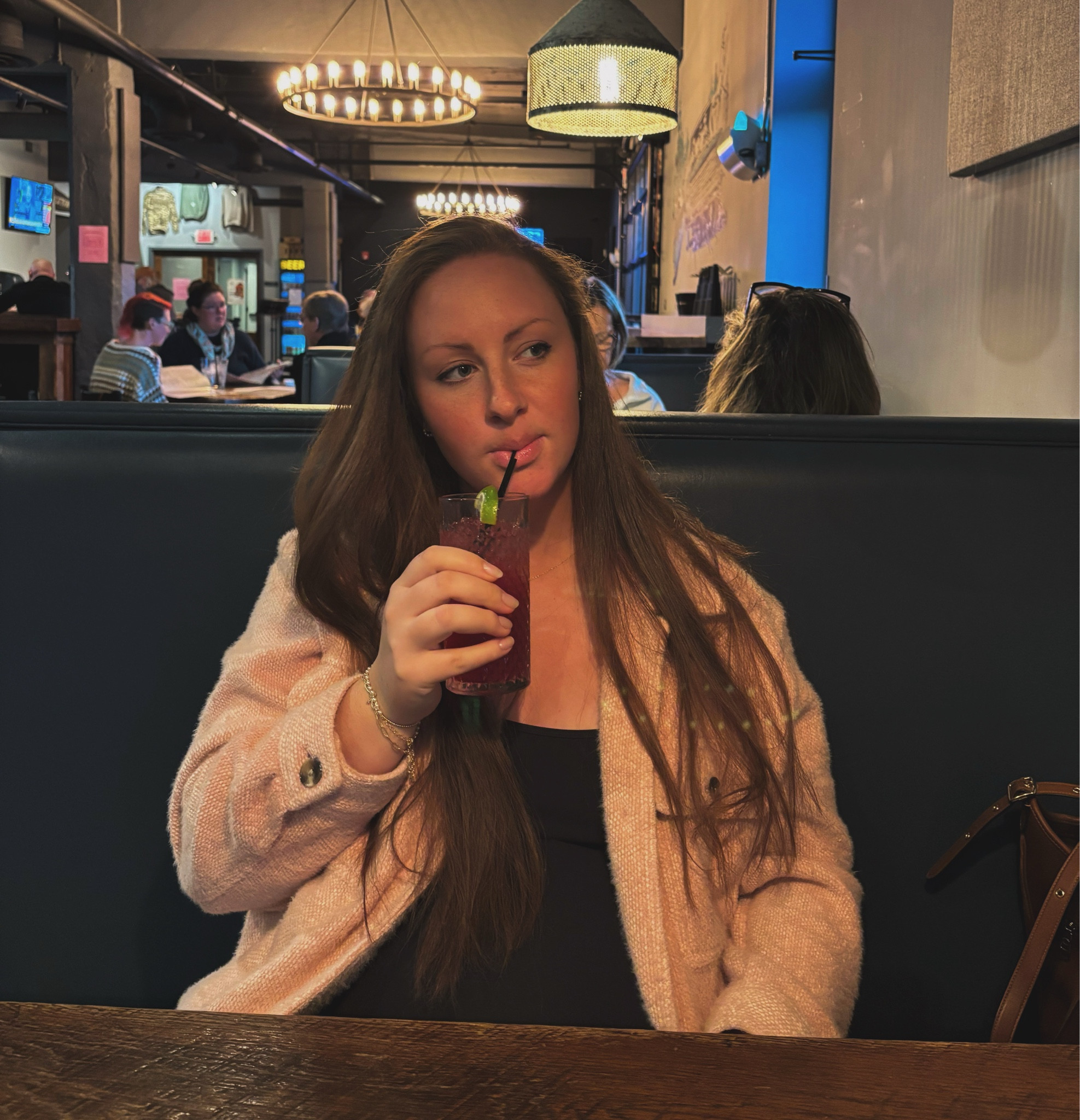 9 months pregnant date night outfit!

(The coat is an old sold out old navy purchase)

#LTKBump #LTKBaby #LTKStyleTip