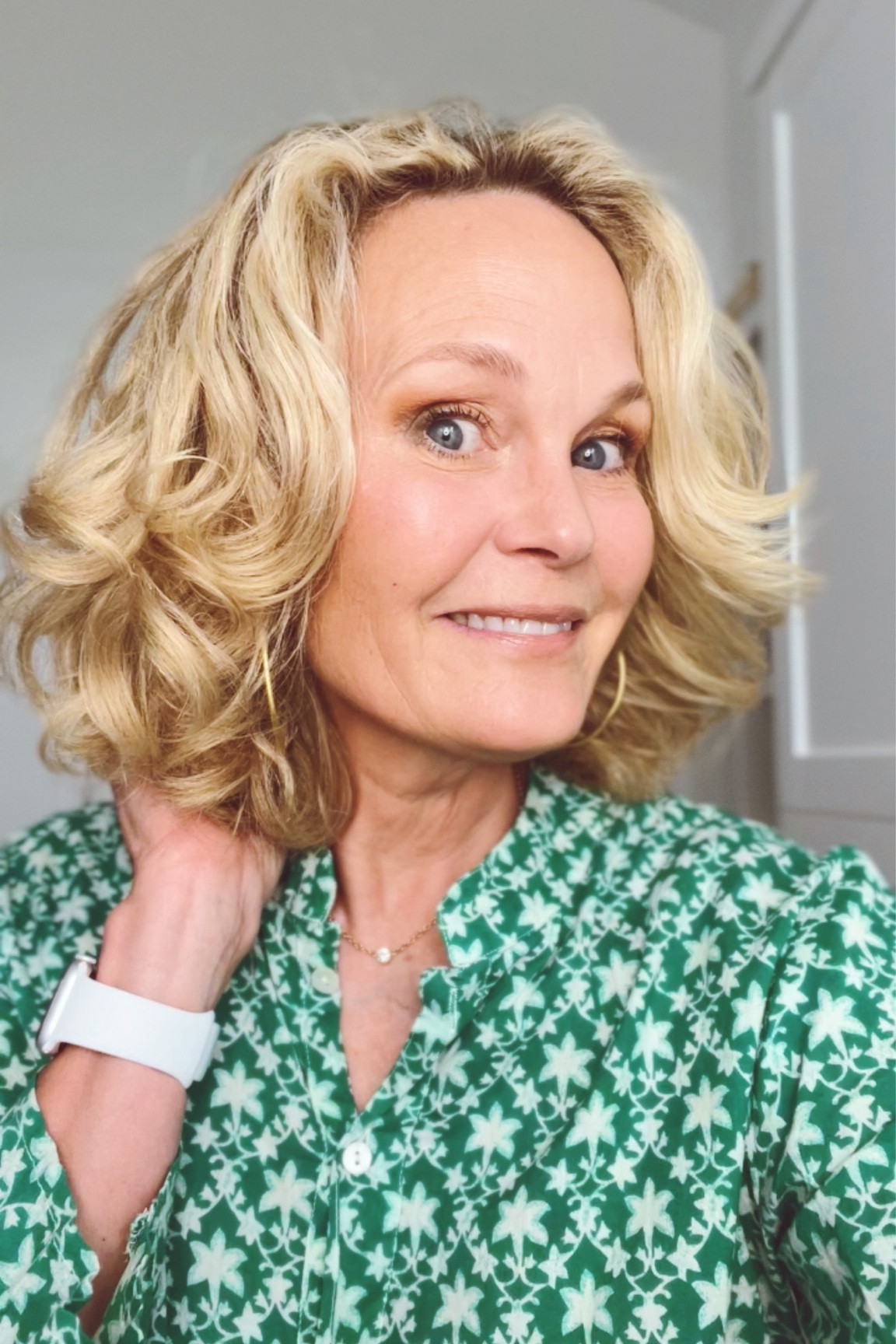 Want easy curls? I use the Shark FlexStyle auto wraps. They create soft curls and lots of body. 

 

#LTKGiftGuide #LTKBeauty #LTKStyleTip