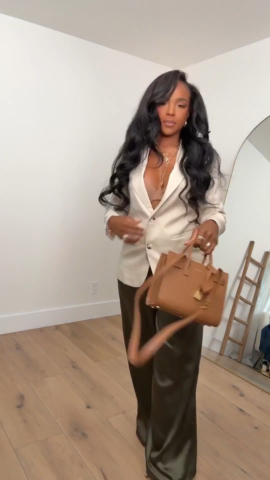 Scroll to shop!! ✨ A polished Styled once, but every piece works across multiple outfits so the cost per wear keeps 

#LTKPetite #LTKgrwm #LTKootd