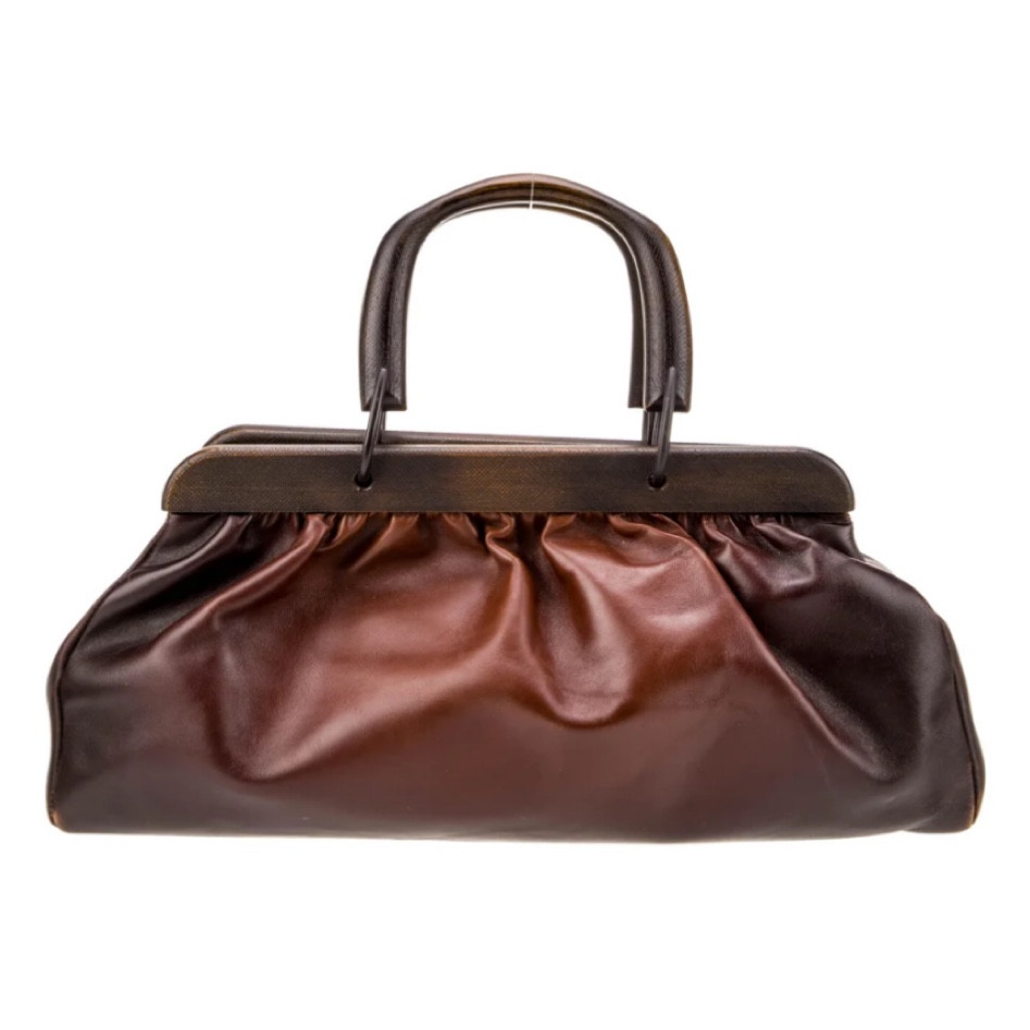 Vintage Gucci 

#LTKitbag #LTKbeauty #LTKGiftGuide