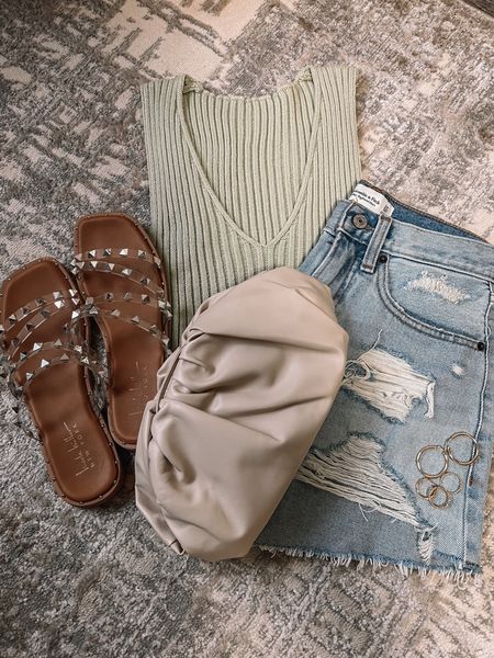 effortless chic casual outfit idea
amazon dumpling bag $14!!!! 
tank size small $15
#competition #fashionunder20


#LTKstyletip #LTKsalealert #LTKitbag