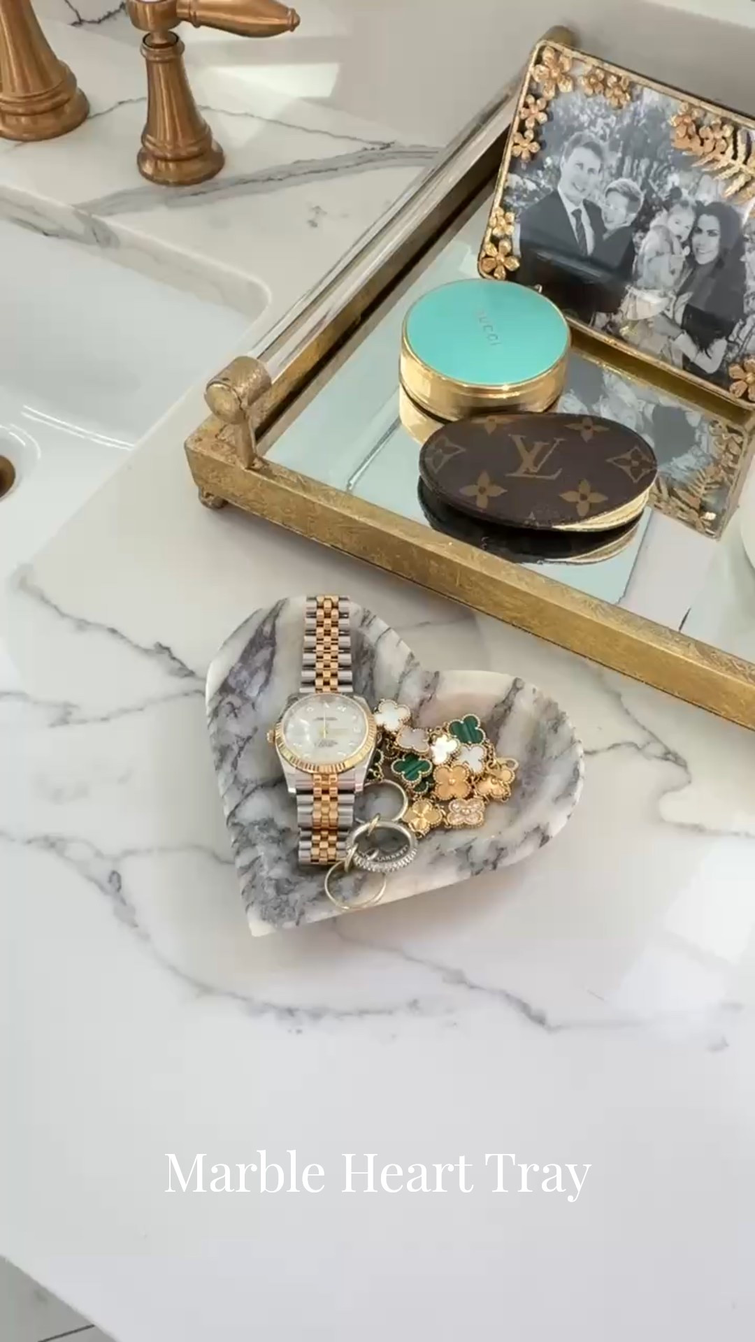 The cutest heart jewelry holder for Valentine’s Day! 

Valentine’s Day, Valentine’s, Valentine’s Day Decor, Home decor, House Decor, Jewelry Holder, Target Finds, Emily Ann Gemma

#LTKFindsUnder50 #LTKFindsUnder100 #LTKHome