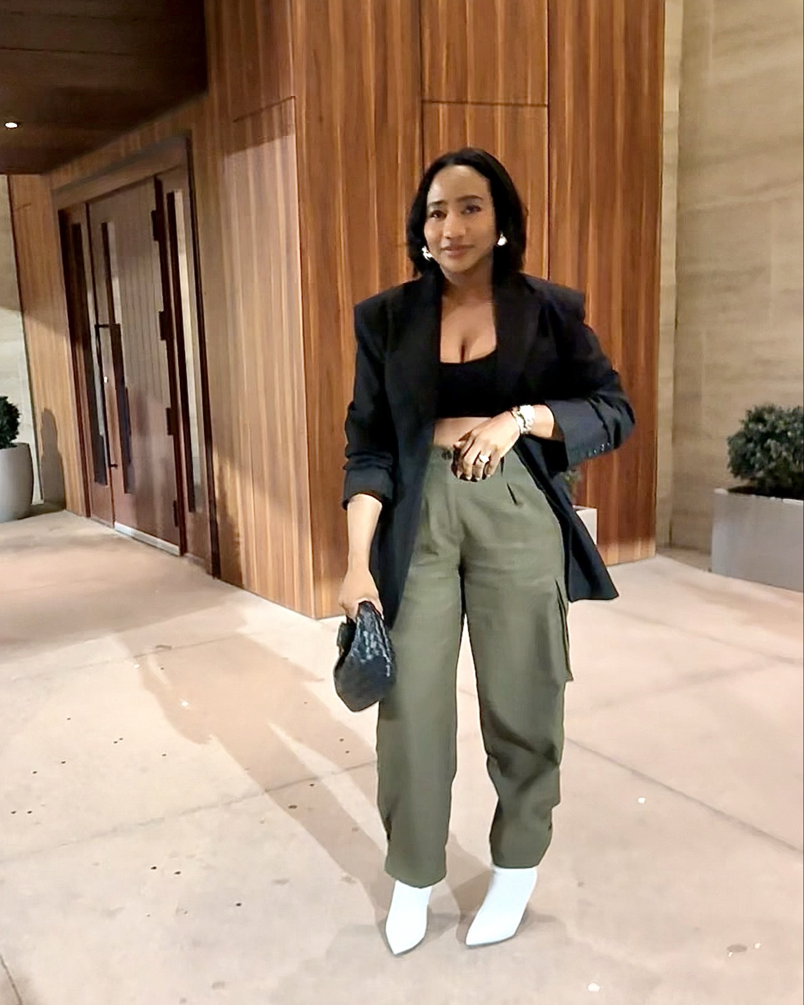 moving at your own pace & still winning is the best flex ✨

#cargopants
#blackblazer
#whiteboots
#bratop
#ootn
#dinnerlook
#trousers
#elevatedcasual


#LTKOver40 #LTKootd
