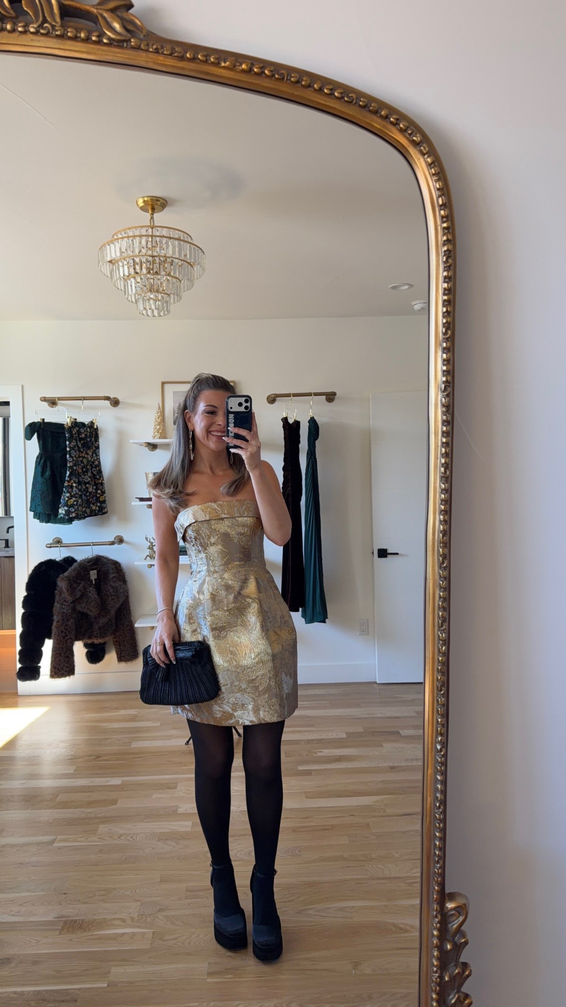 Gold strapless metallic cocktail event or holiday party dress 

Vici code: emerson30

I sized down one size

Wedding guest
Holiday party
Cocktail dress
Formal event
Gold 
New years
Special occasion 


#LTKSeasonal #LTKWedding #LTKHoliday