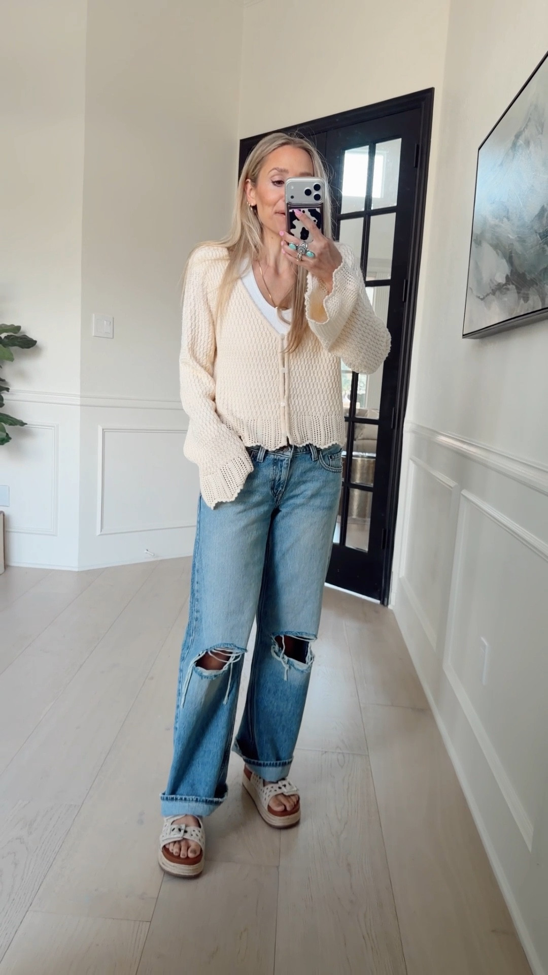 OOTD featuring the absolute CUTEST top I’ve ever seen. Looks so similar to Anthropologie, but it’s Walmart🙌🏼🤩

Wearing my tts (small // 27)

5’5” // 120lbs



#LTKootd #LTKdayinmylife #LTKgrwm