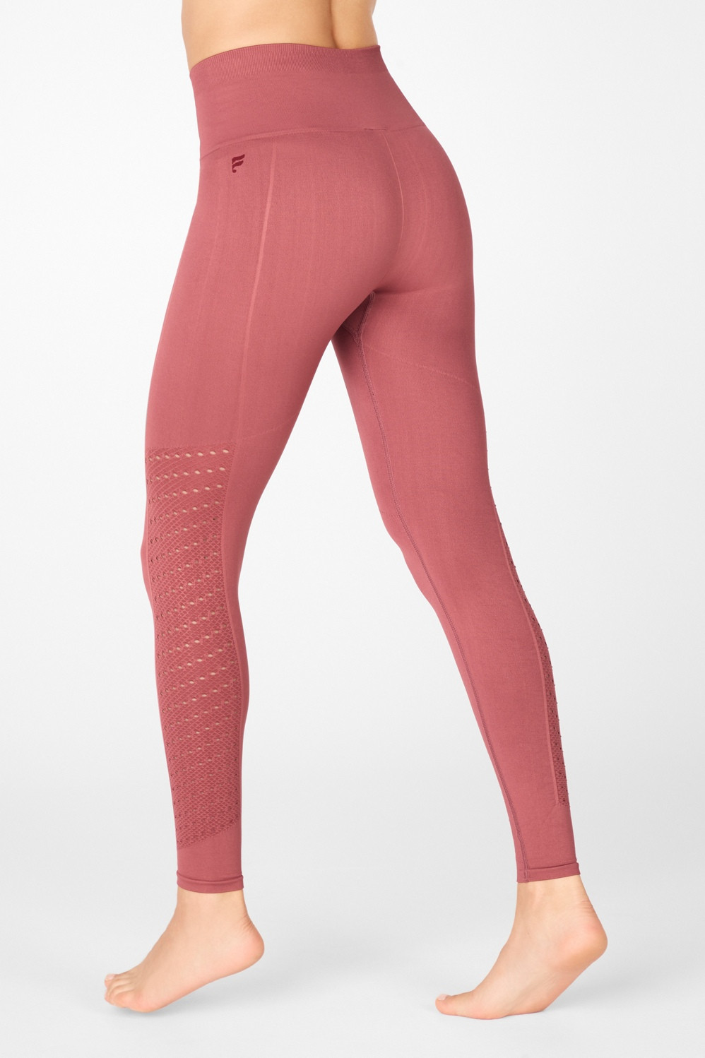 Sync High-Waisted Perforated 7/8 | Fabletics
