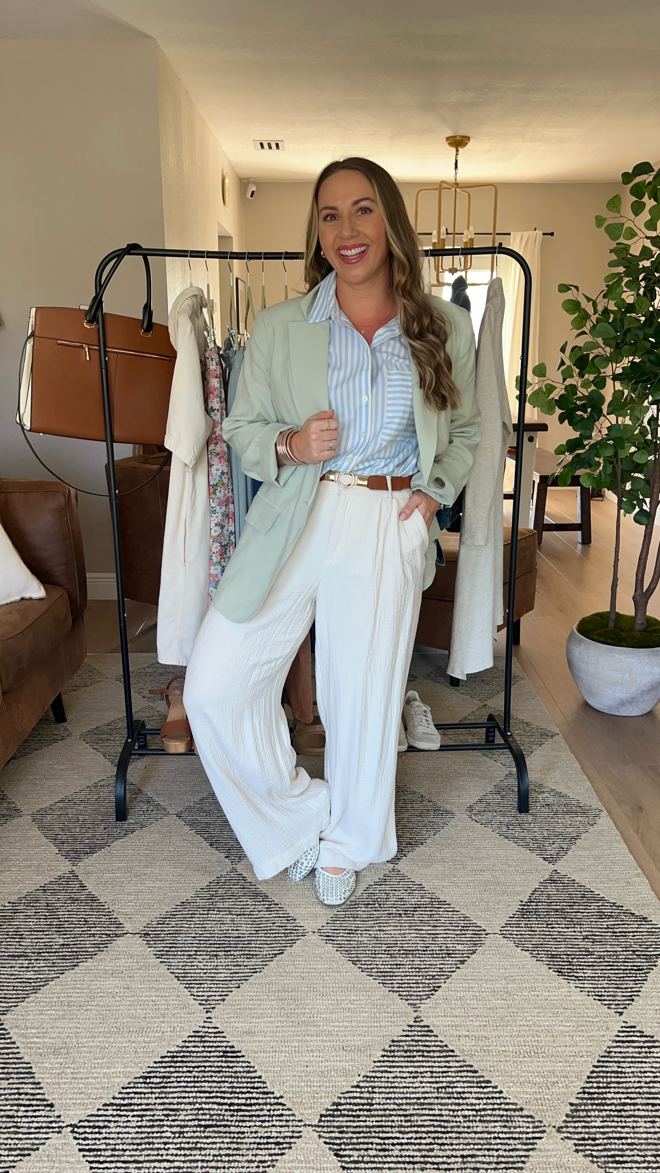 This may not seem like your typical teacher outfit but hear me out…✨
Think after school program, conferences, presentation day, or honestly just every classroom wear that you want to feel a little more professional. 👩🏼‍🏫
Most days are all about comfort and this outfit provides both comfortable professionalism. 
Outfits like this become easy to create once you make a capsule! What are you waiting for?! 

Top M
Pants 8
Jacket M
Shoes 8

#LTKWorkwear #LTKStyleTip #LTKSeasonal
