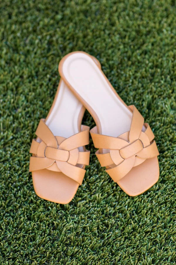 Trudy Sandal- Tan | Avara