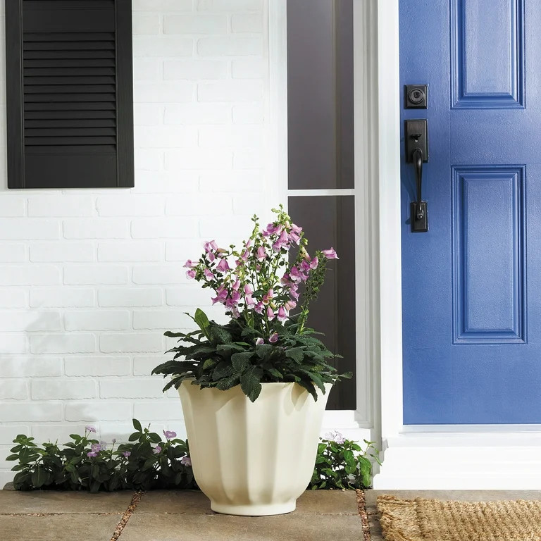 Mainstays Charlotte 17.5" x 17.5" x 14" Round Vanilla Dream 100% Recycled Resin Planter | Walmart (US)