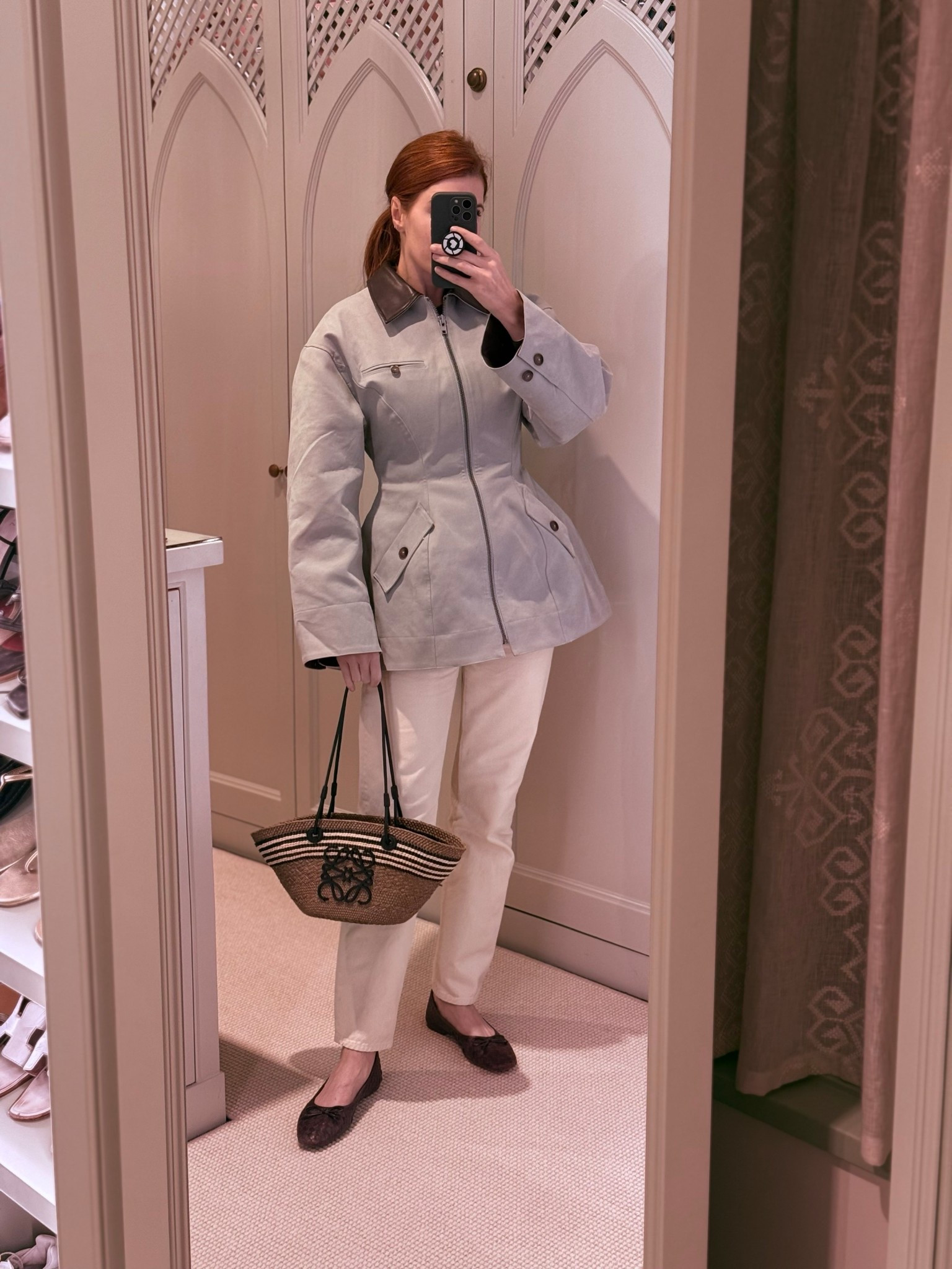 Business meeting look at LTKHQ📑
This new Helsa jacket is a chic spin on the chore coat, the cinched waistline is soo elevated. It does run small, so size up if your waist isn’t your smallest feature.

#LTKSeasonal #LTKootd #LTKWorkwear