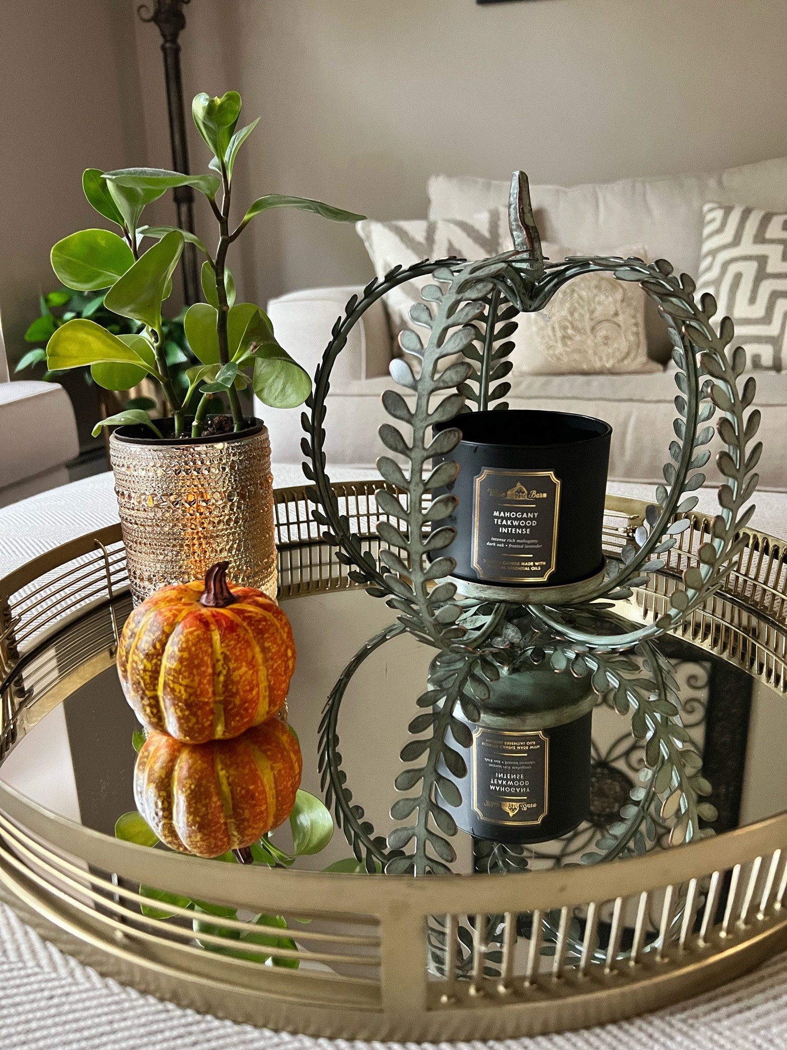 Fall Home Decor 

#fall #pumpkin #candle #mirror #favoriteroom #seasonal #homedecor

#LTKSeasonal #LTKfindsunder50 #LTKhome